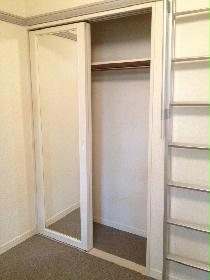 Receipt. Closet with shelves