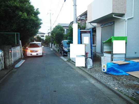 Local photos, including front road. Frontal road