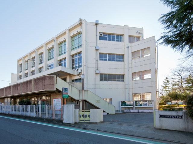Junior high school. 1600m until the Saitama Municipal Omiyanishi junior high school