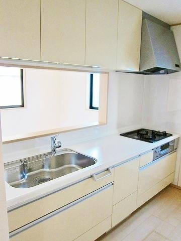 Kitchen. Building 2 kitchen