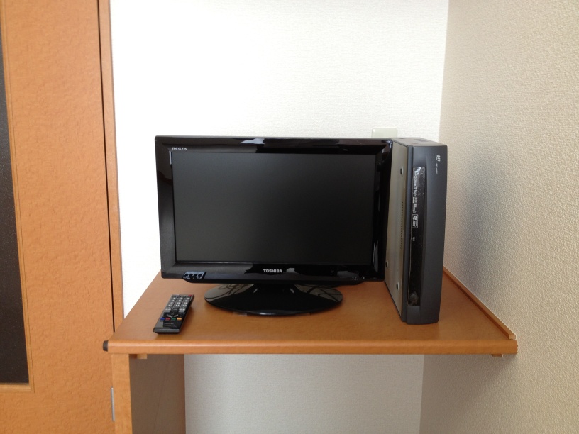 Other Equipment. Enjoy LEONET on the LCD TV