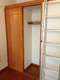 Receipt. Closet with shelves