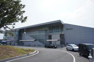 Other local. You can shop at a 7-minute walk to JR "west Omiya Station" walk for 20 minutes of access "ion"