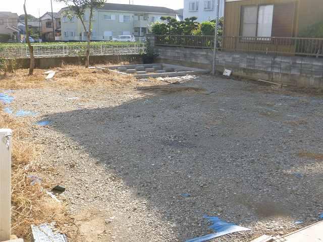 Local land photo. Local (10 May 2013) Shooting