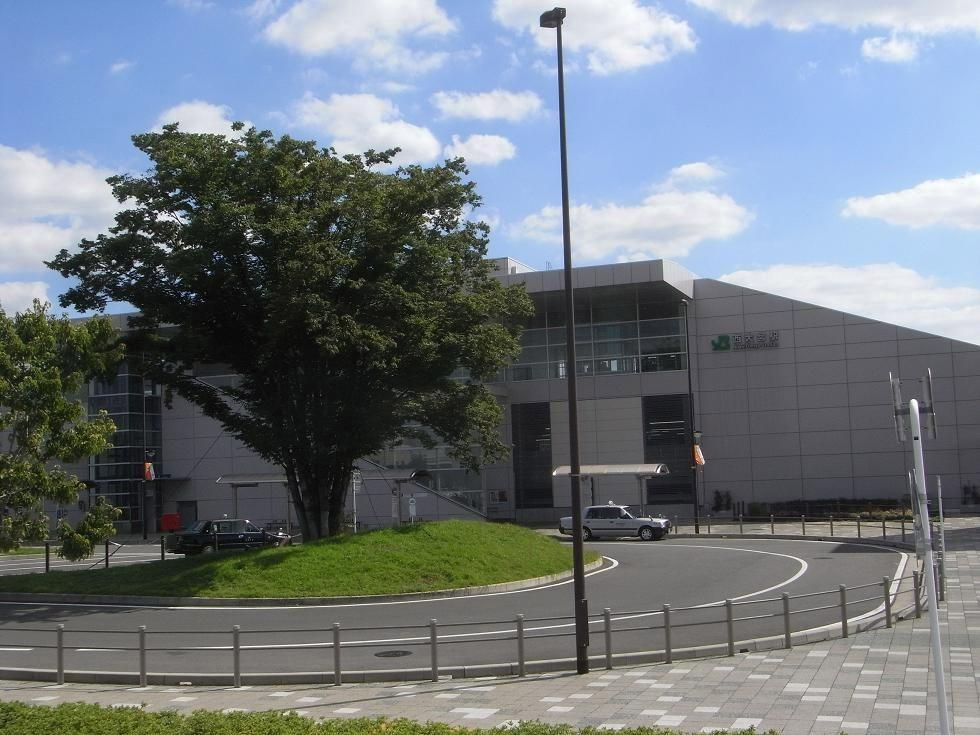 station. 800m to the west Omiya Station