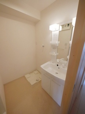 Washroom. Dressing room