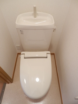 Toilet. Other Room No. (same type) reference photograph