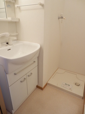 Washroom. Other Room No. (same type) reference photograph