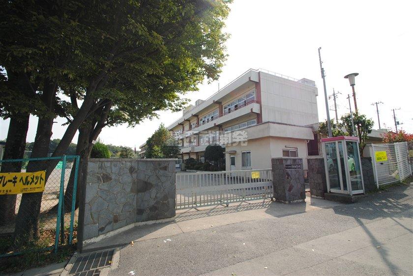 Primary school. Omiyanishi until elementary school 1280m