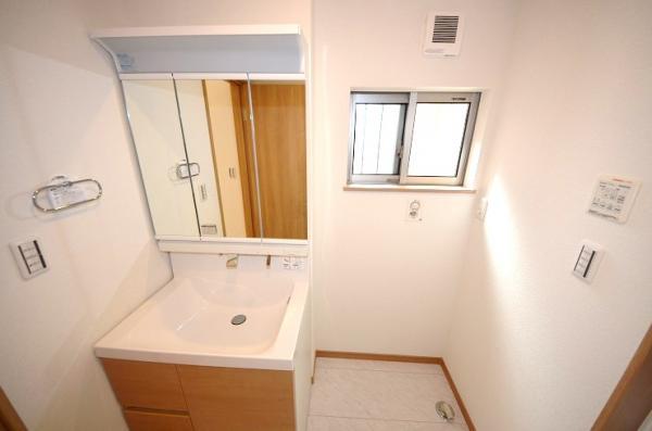 Same specifications photos (Other introspection)