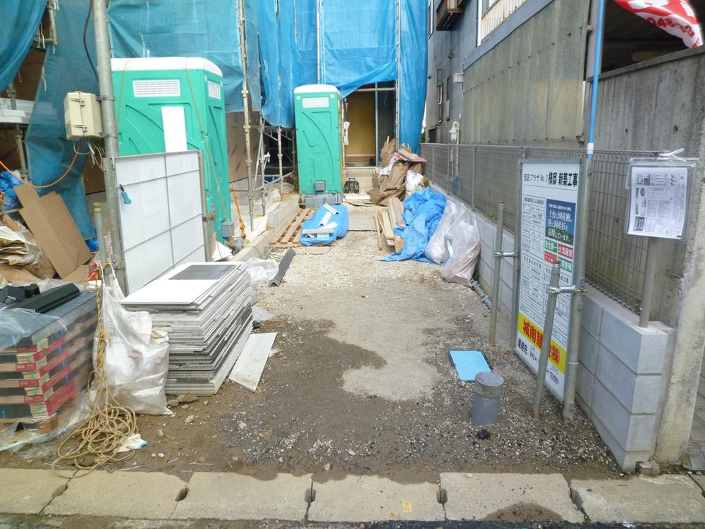 Parking lot. 2013 / 12 / 17 shooting