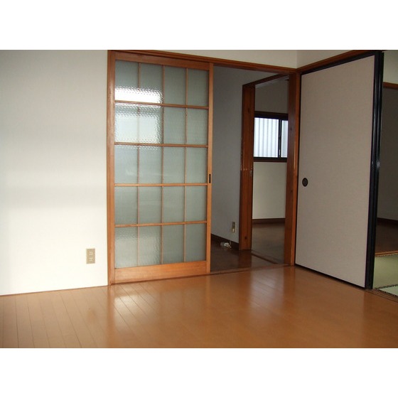 Other room space. Western style room