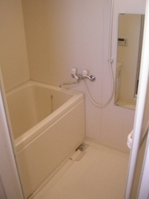 Bath. Reheating possible bathroom