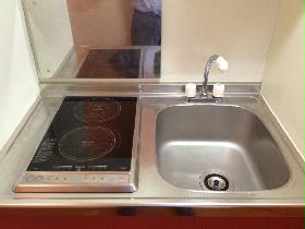 Kitchen. Type with electric stove 2-neck