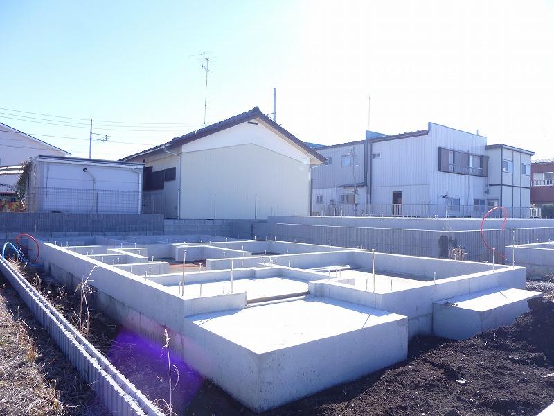 Local appearance photo. Local (12 May 2013) Shooting