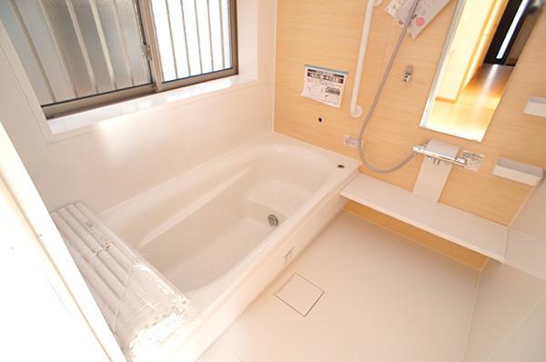 Bathroom. 1 Building