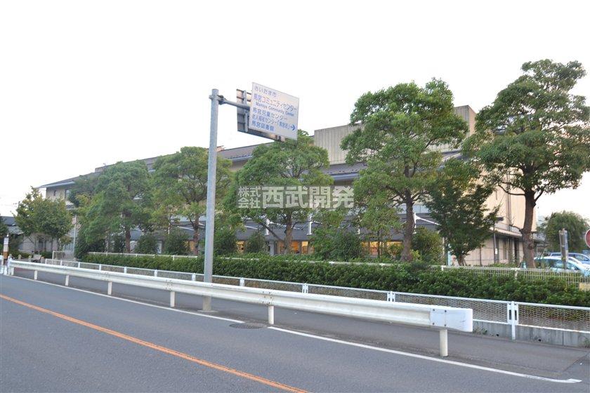 library. 1000m until UmaMiya community center