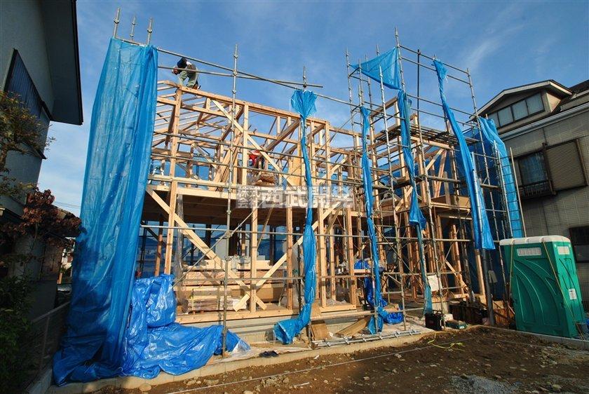 Local appearance photo. Local (11 May 2013) Shooting