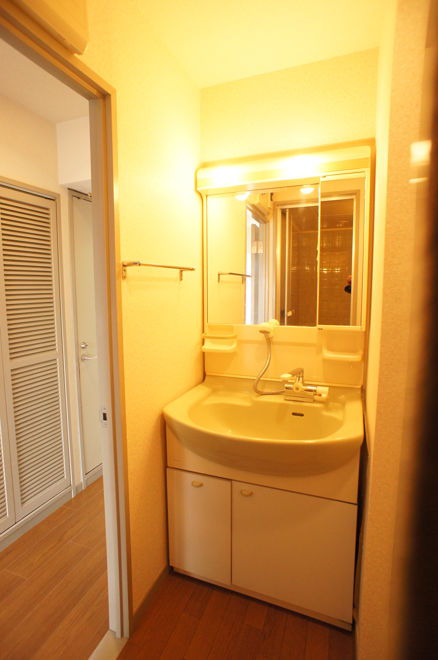 Washroom. Separate vanity