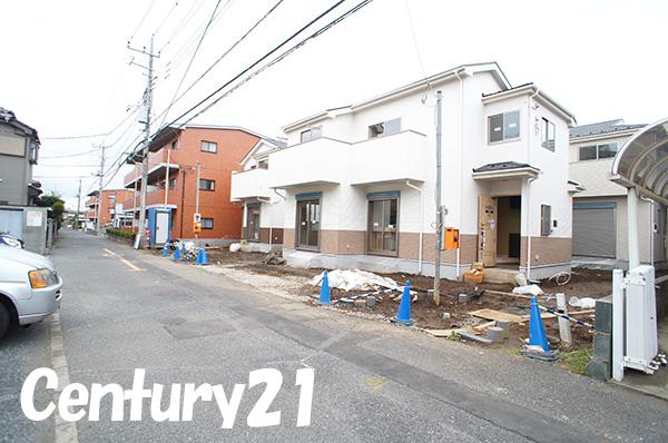 Local photos, including front road. 10 / 23 shooting