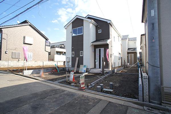 Local photos, including front road