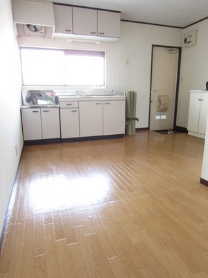 Living and room. 7 Pledge can meal secure space