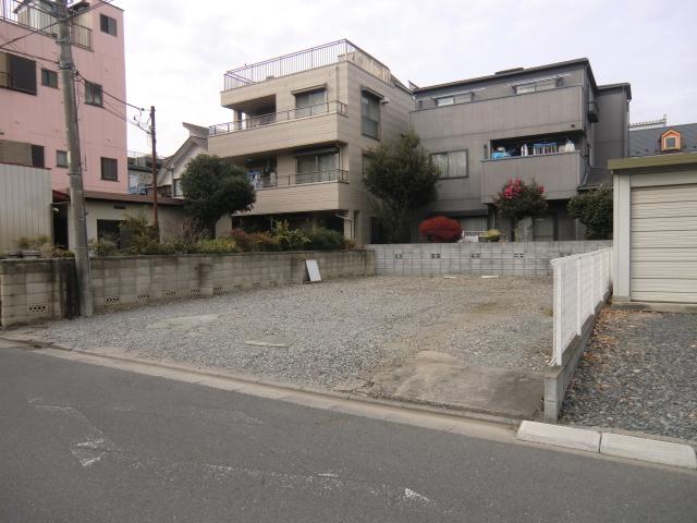 Local land photo. Local (12 May 2013) good per sun shooting facing south