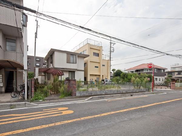 Local appearance photo. 13 / 09 / 02 currently being dismantled