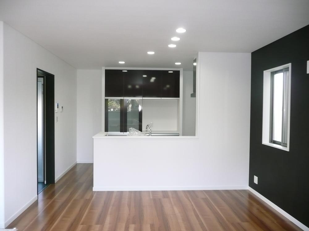 Kitchen. Indoor (12 May 2013) Shooting