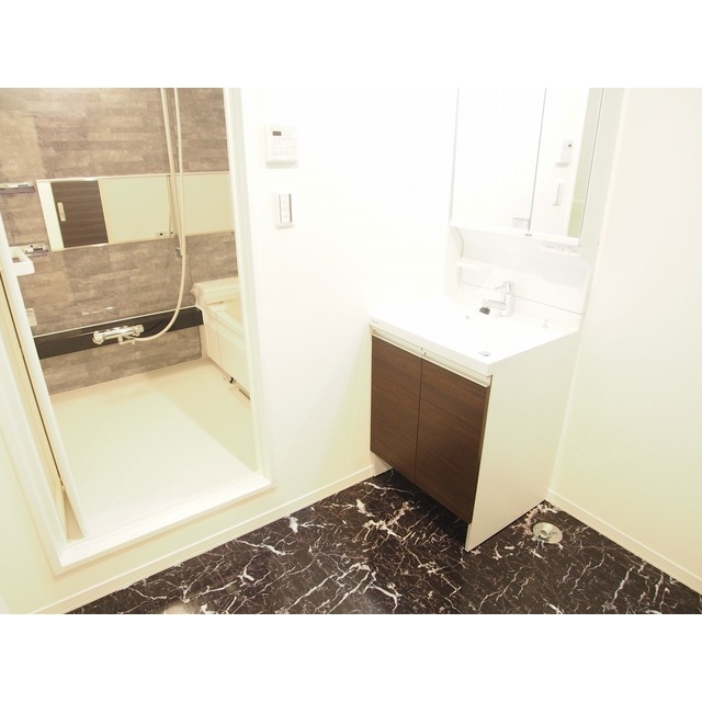 Washroom. image