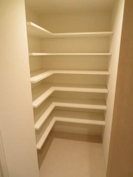 Entrance. Cupboard