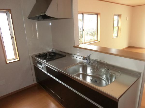 Same specifications photo (kitchen)