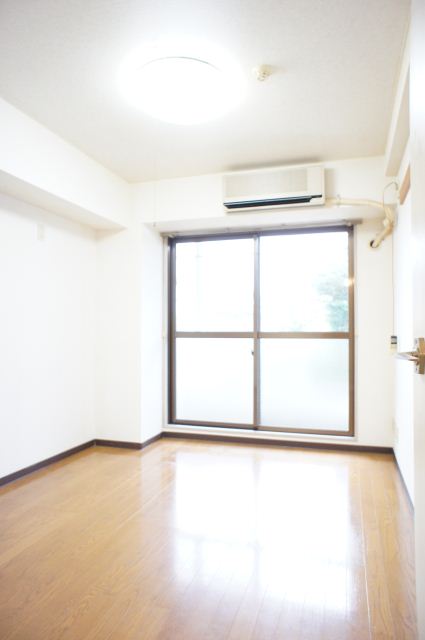 Living and room. Beautiful Western-style.