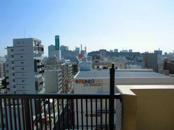 View photos from the dwelling unit
