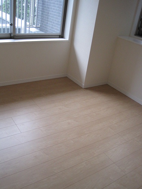 Other room space. Western-style (1) a different angle