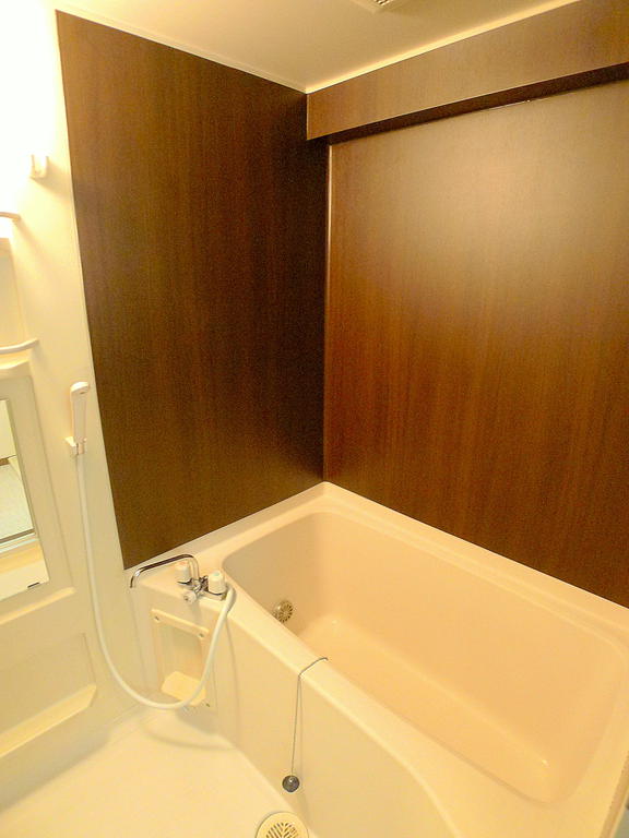 Bath. Picture was the last renovation