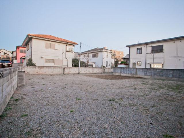 Local appearance photo. ■ Site spacious 126 square meters! ■ Car space two or more! ■ Living spacious 18 Pledge popular face-to-face kitchen! ■ Garden prior engagement 10m! Barbecue is also enjoy land Nantei!