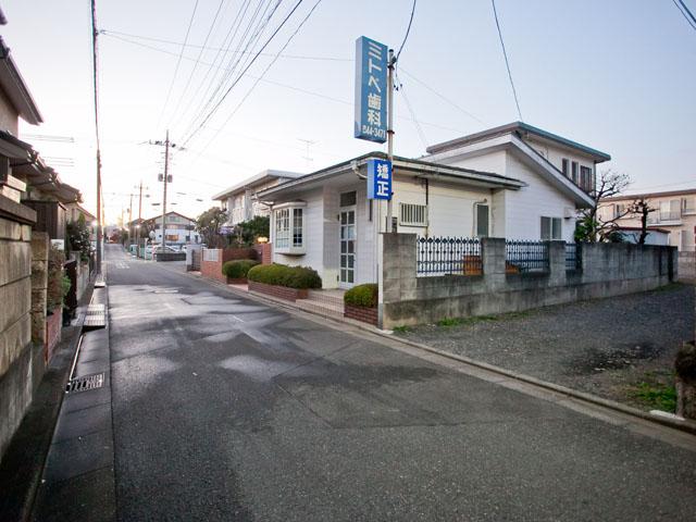 Local photos, including front road. ◇ is south roads yang those good properties!