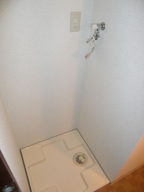 Other room space. If all automatic type to enter even a little larger.