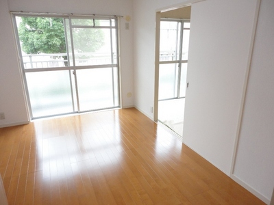 Living and room. ※ Indoor reference photograph (No. 205 room) South-facing Western-style 6 quires