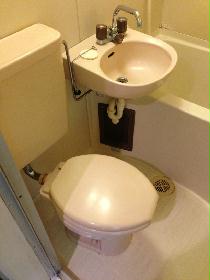 Toilet. 3-point unit