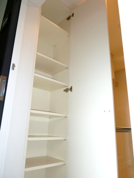 Receipt. Tall size of shoe box ・ Since the transverse plate is out also boots OK