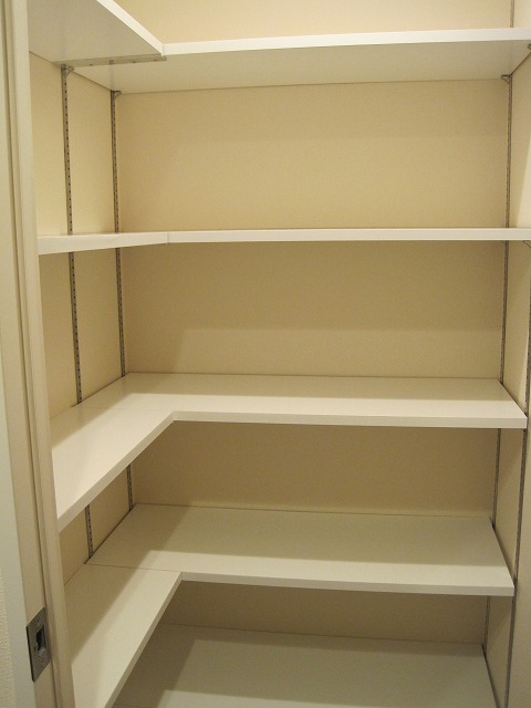 Entrance. Large shoe box