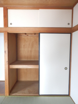 Receipt. Closet Japanese-style room