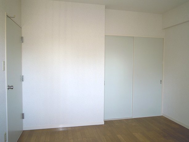 Other room space. 6 Pledge of Western-style