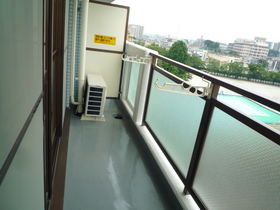 Other. 2 rooms worth of breadth of the balcony