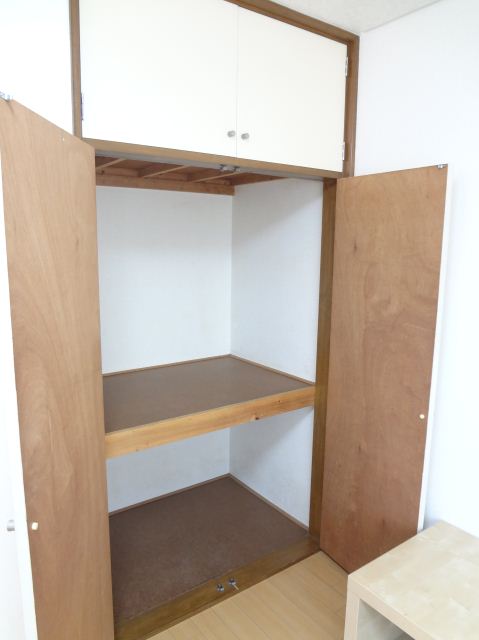 Receipt. Housing will go a lot if there is a depth