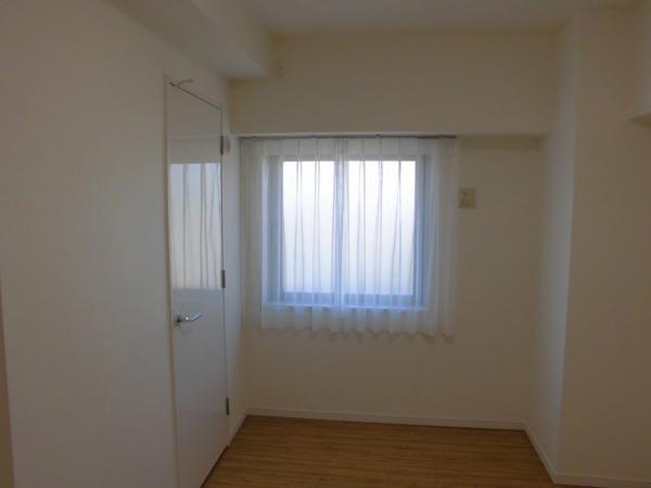Non-living room