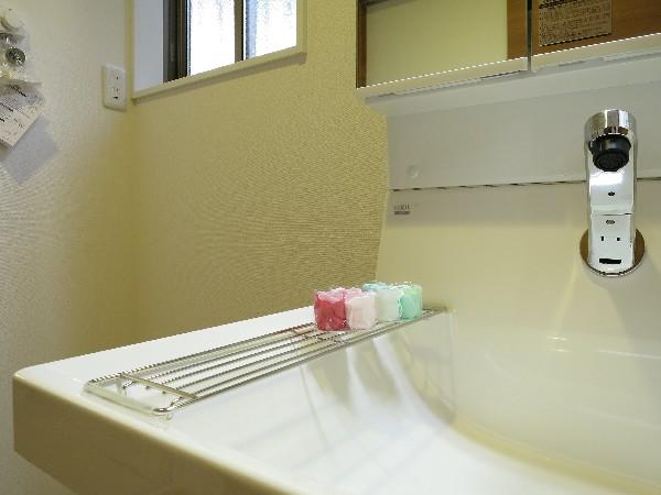 Living. Detached interior introspection Pictures - the vanity was living neat consideration to put small items! 