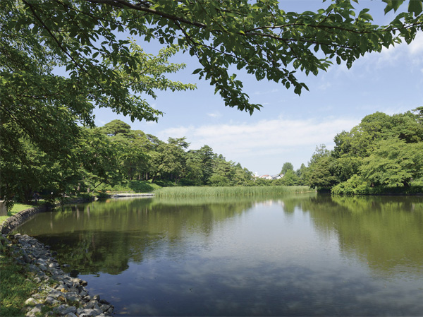 Surrounding environment. Omiya Park (about 1070m / A 14-minute walk)